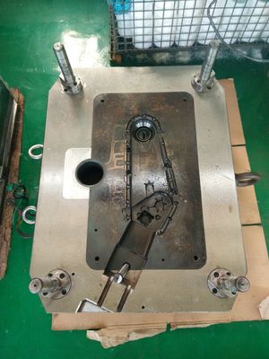 Gorący biegacz/zimny biegacz Aluminiowe formy odlewowe do wytwarzania precyzyjnych wyrobów z aluminium