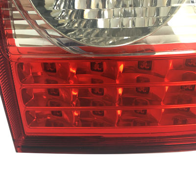 Specjalne części plastikowe do produkcji reflektorów samochodowych